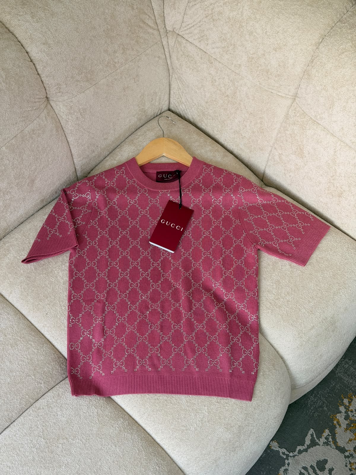 Gucci Knitted T-Shirt - Grey, White, Pink