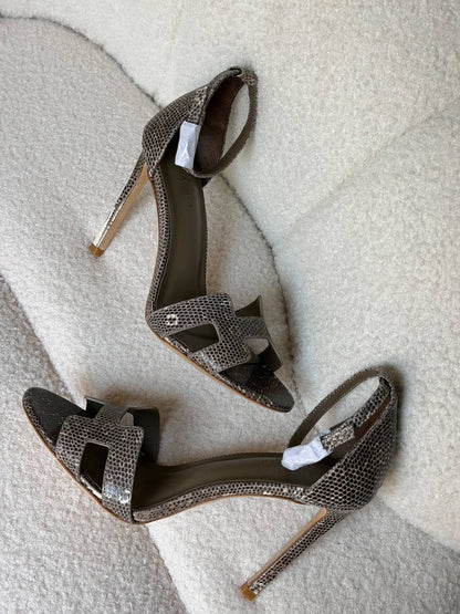 Hermes Heels - 