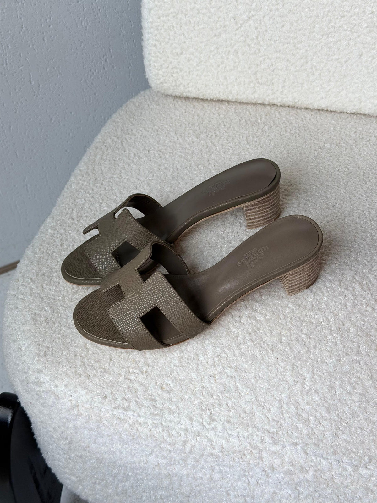 Hermès Heels - Beige