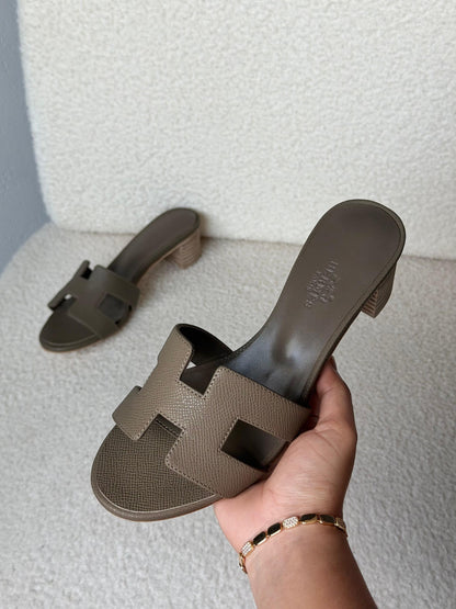 Hermès Heels - Beige