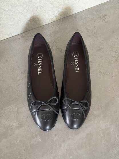 Chanel Quilted Bow Ballerina - Black, Navy