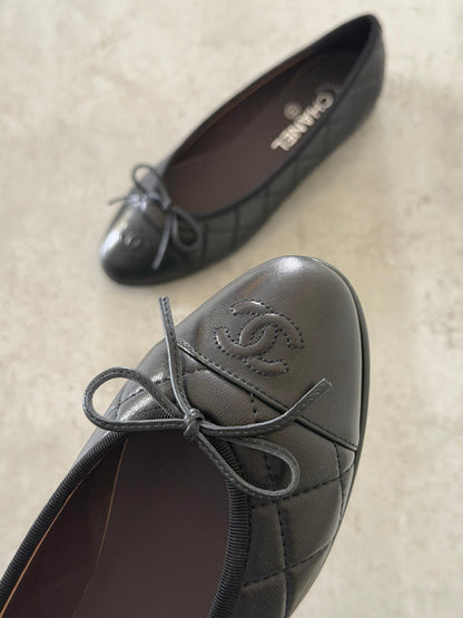 Chanel Quilted Bow Ballerina - Black, Navy