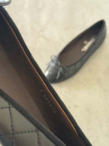 Chanel Quilted Bow Ballerina - Black, Navy