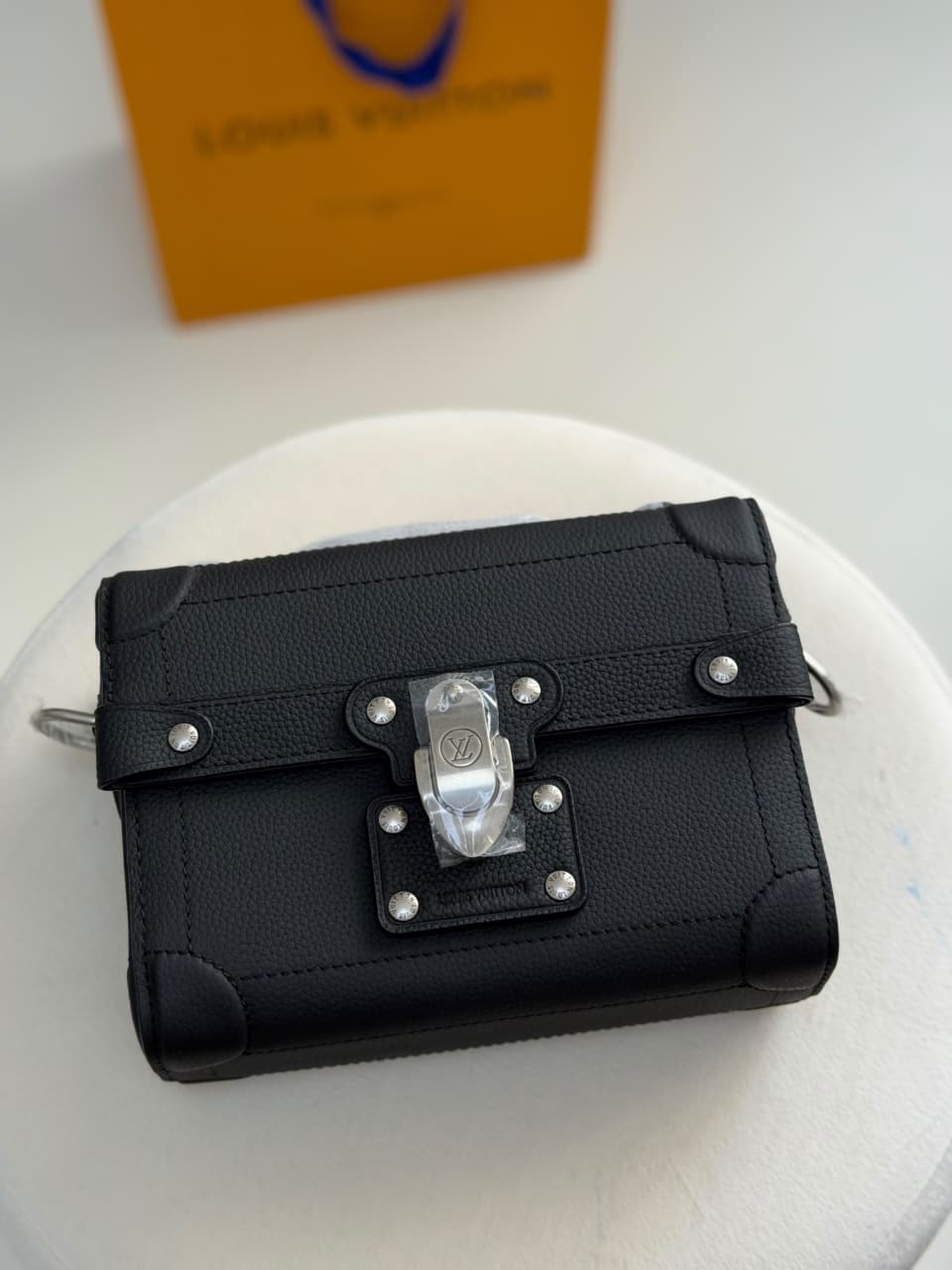 Louis Vuitton Trunk Shoulder Bag - Black
