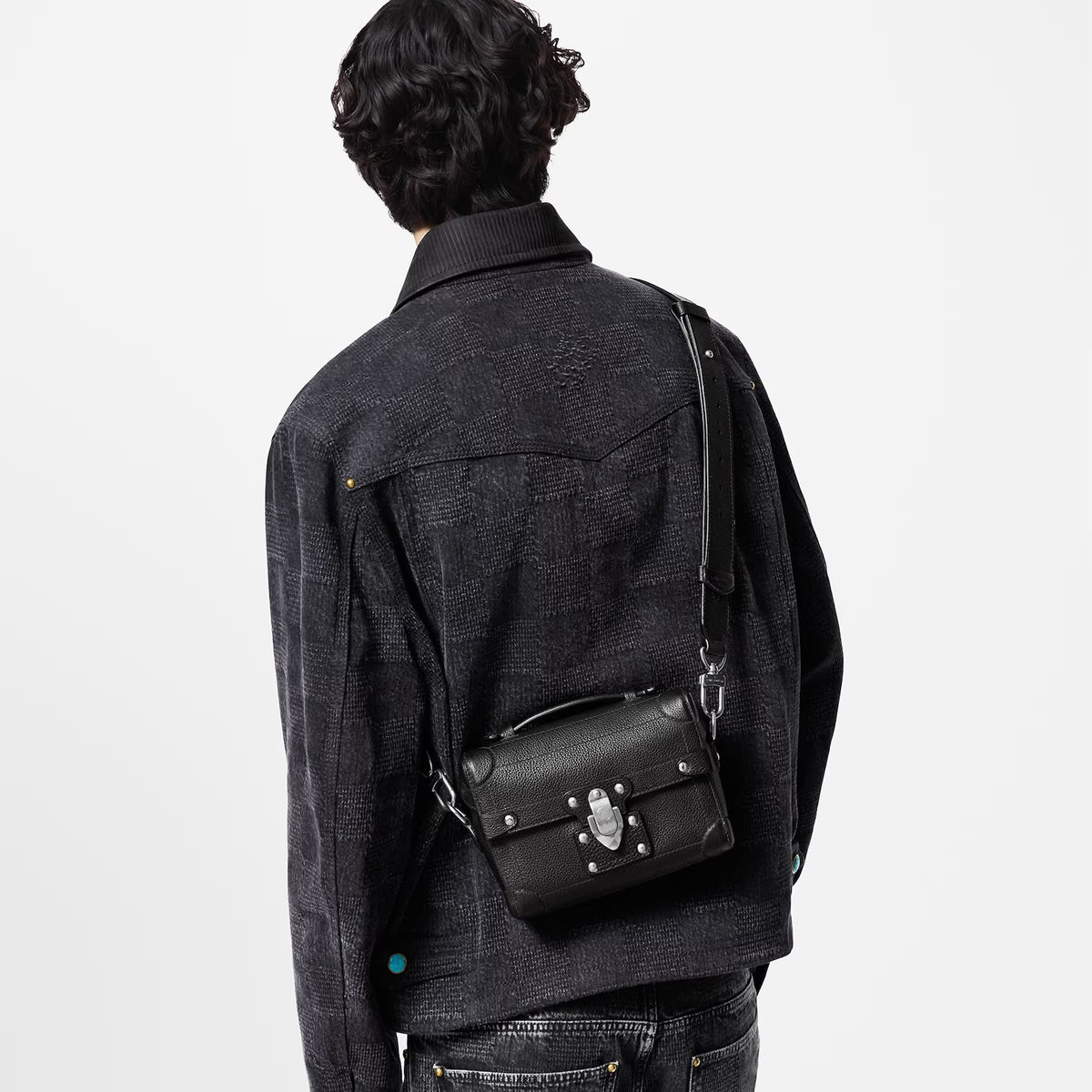 Louis Vuitton Trunk Shoulder Bag - Black