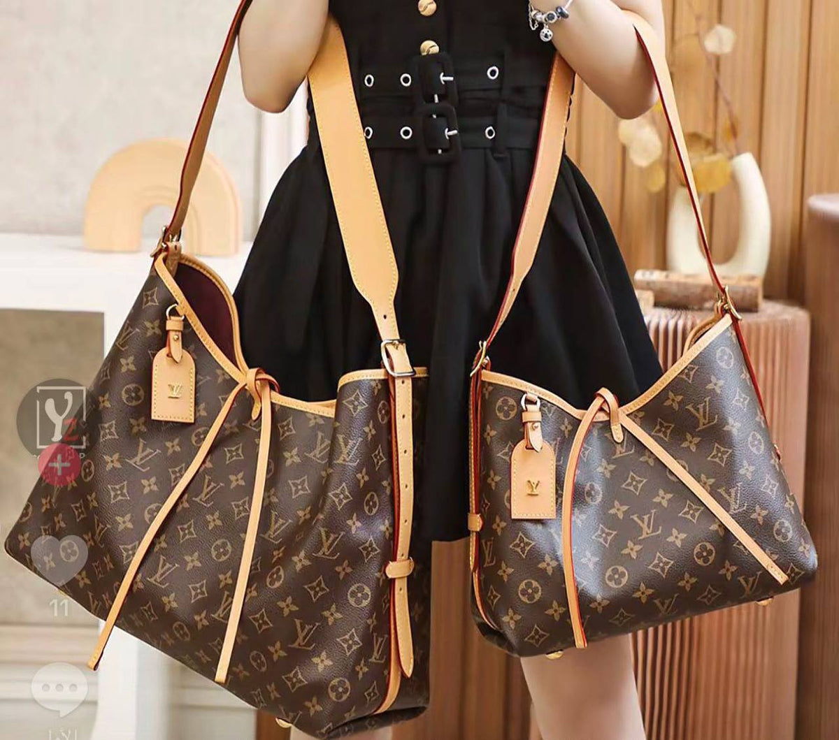 Louis Vuitto Shoulder Bag - 