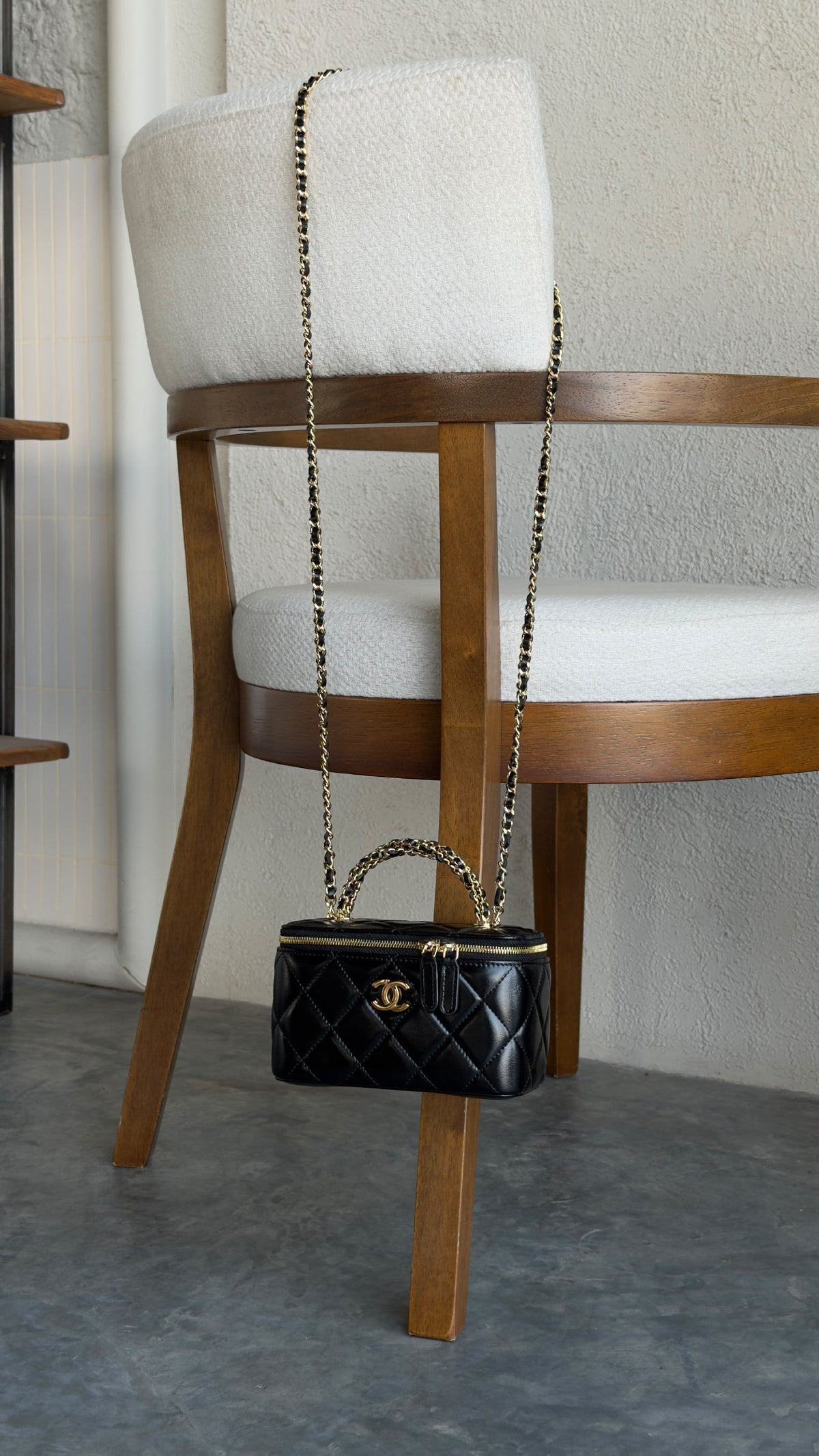 Chanel Vanity Shoulder Bag - Black