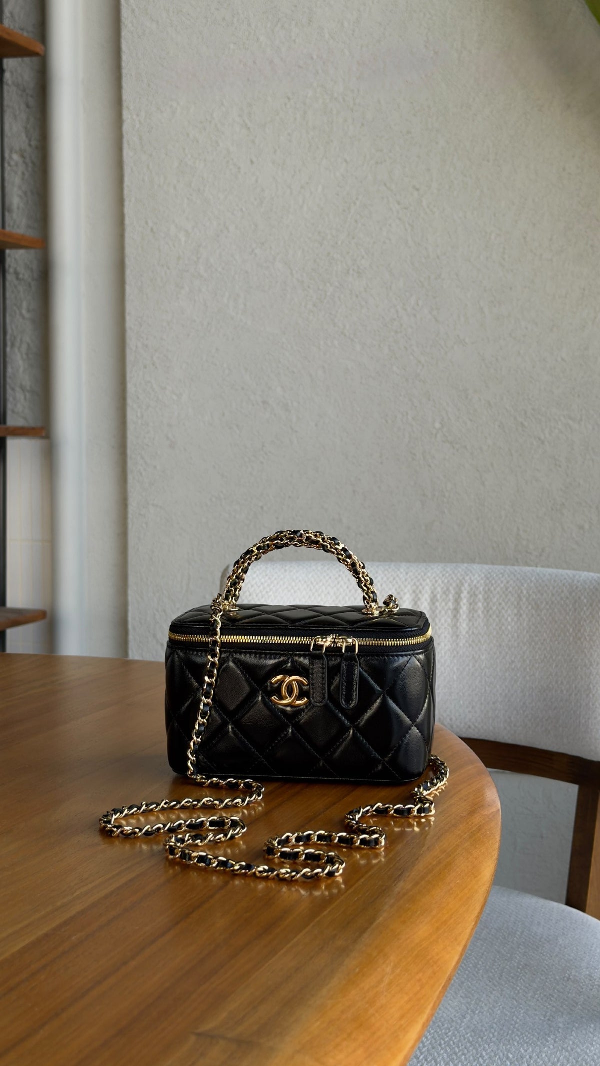Chanel Vanity Shoulder Bag - Black
