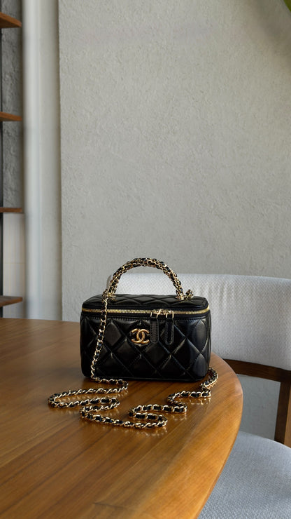 Chanel Vanity Shoulder Bag - Black