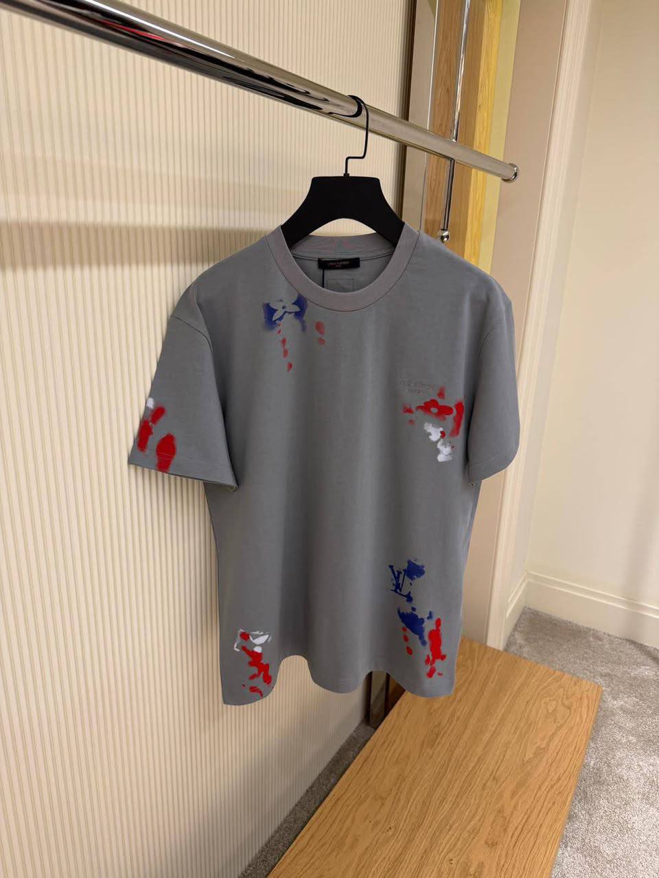 Louis Vuitton T-shirt - 