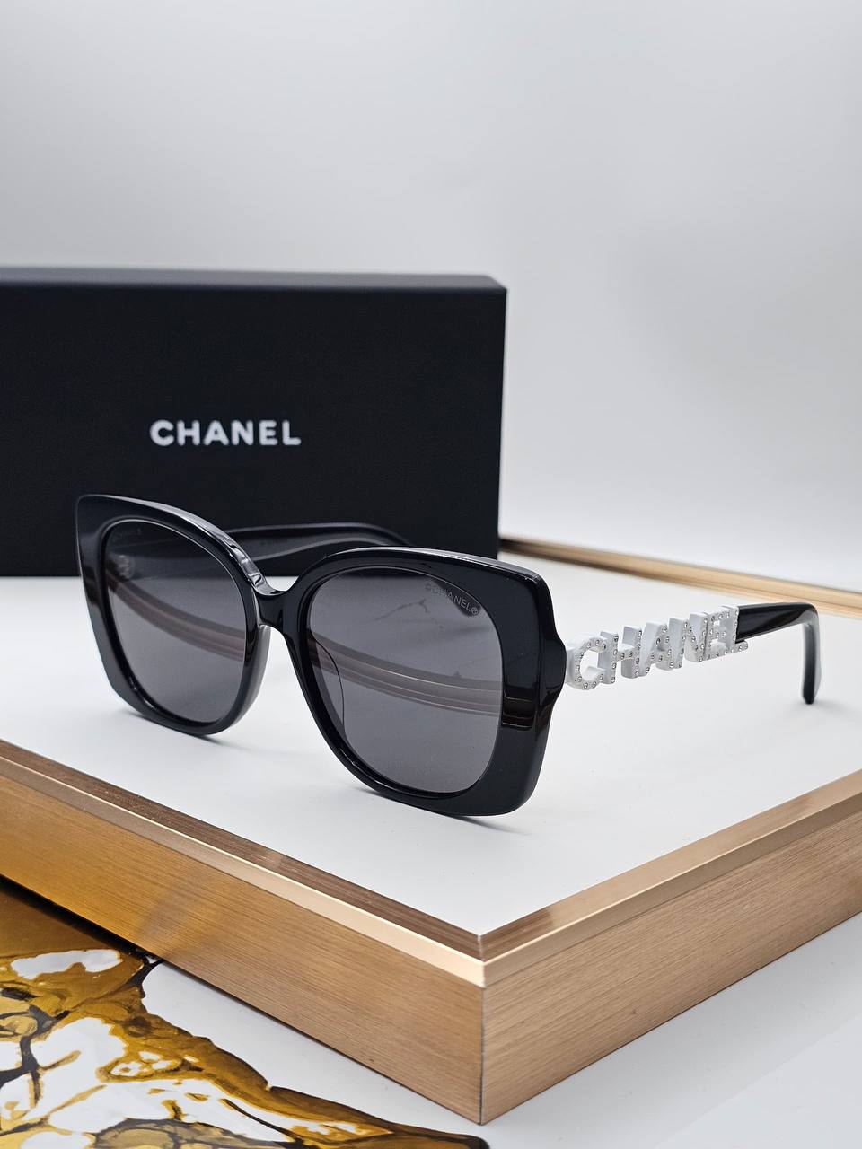 Chanel - 