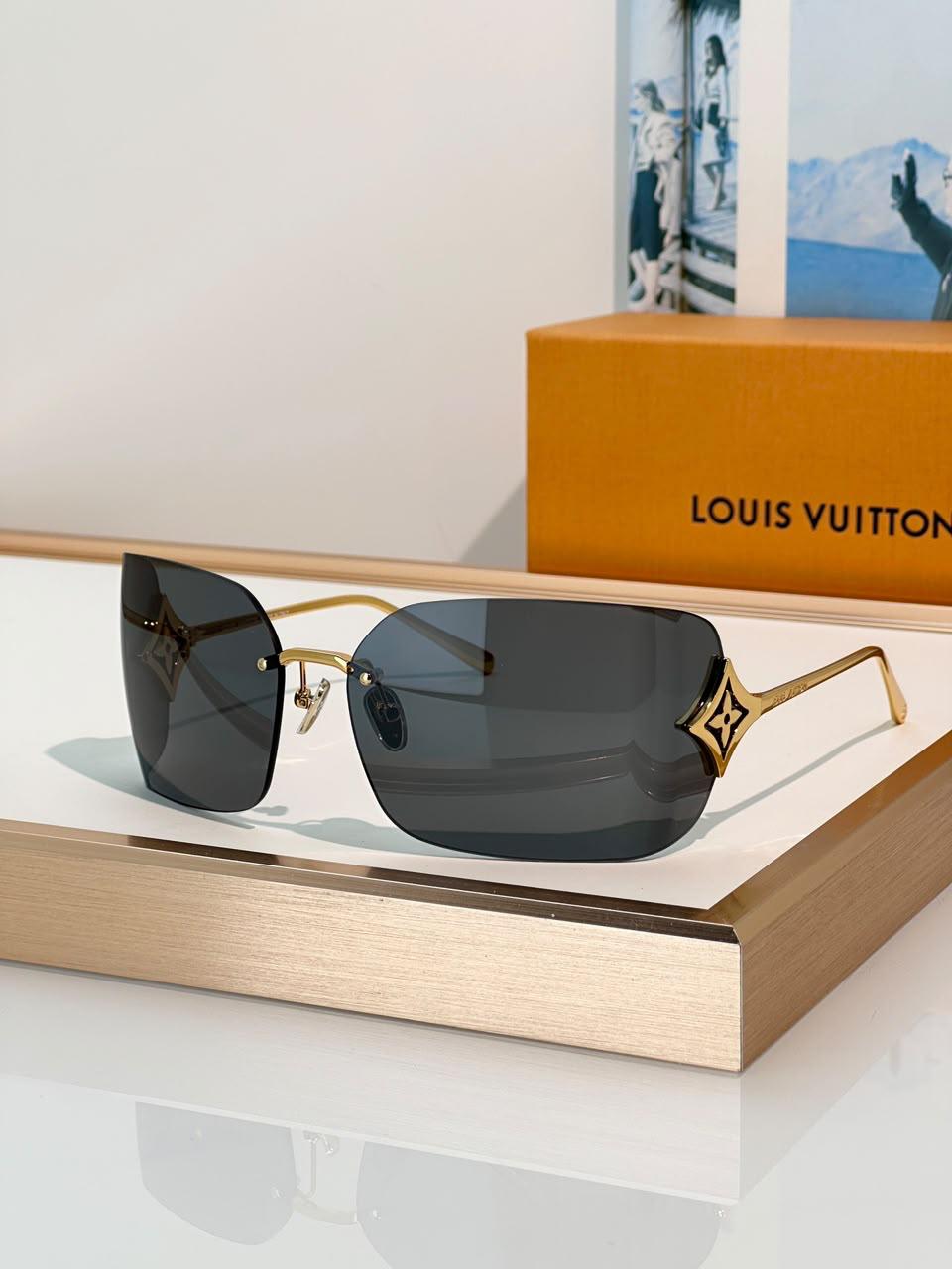 Louis Vuitton Sunglasses - 