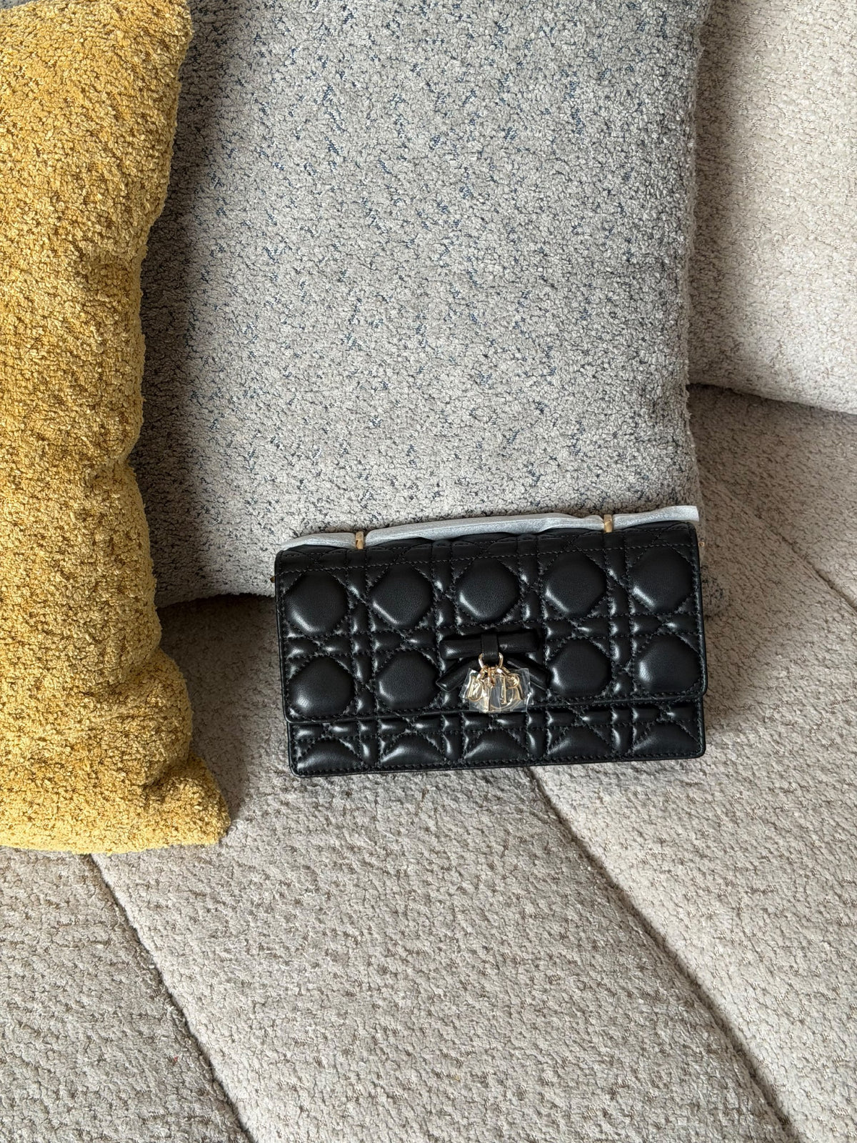 Dior Quilted Bow Handbag - Black