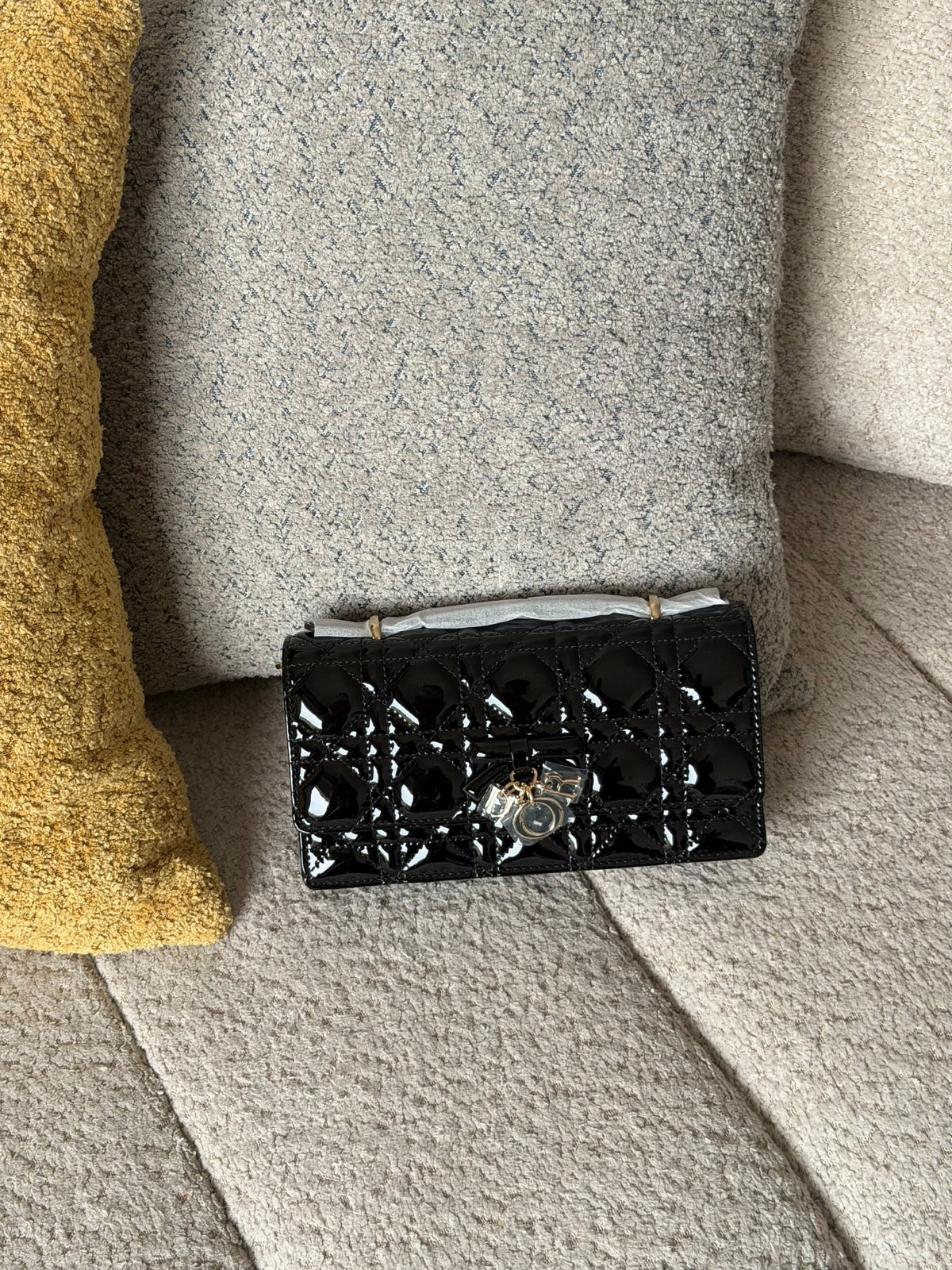 Dior Quilted Bow Handbag - Black