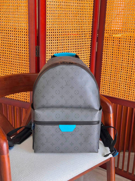 Louis Vuitton Backpack - 