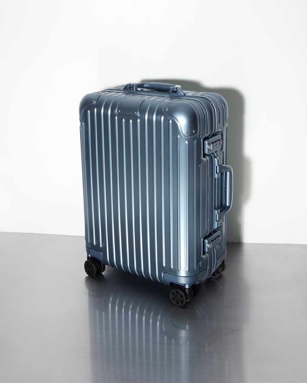 Rimowa Suitcase - Blue