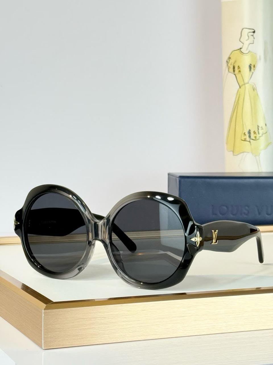 Louis Vuitton Round Sunglasses - 