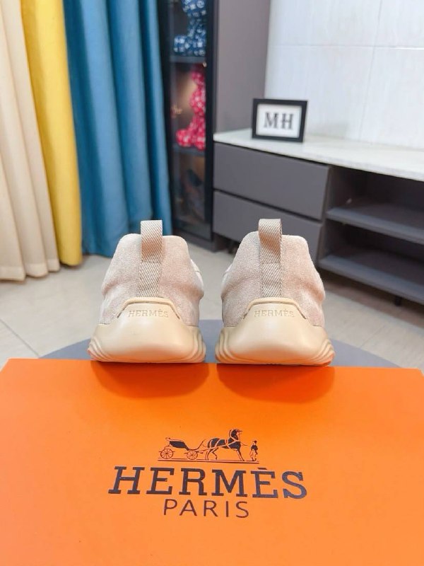 Hermes Shoes - 