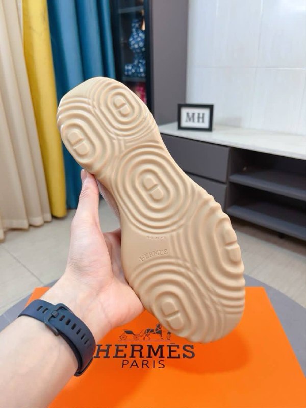 Hermes Shoes - 