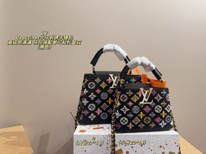 Louis Vuitton Handbag - Beige