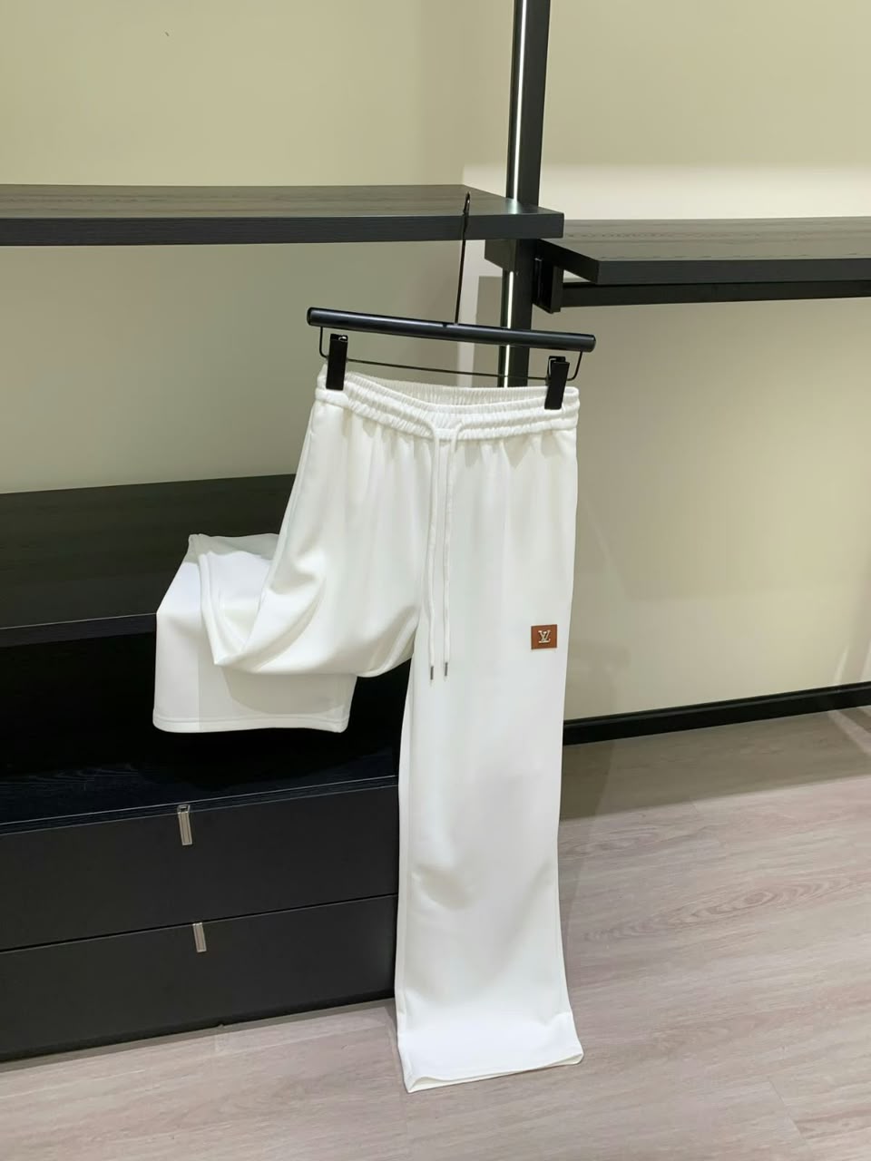 Louis Vuitton Set - White