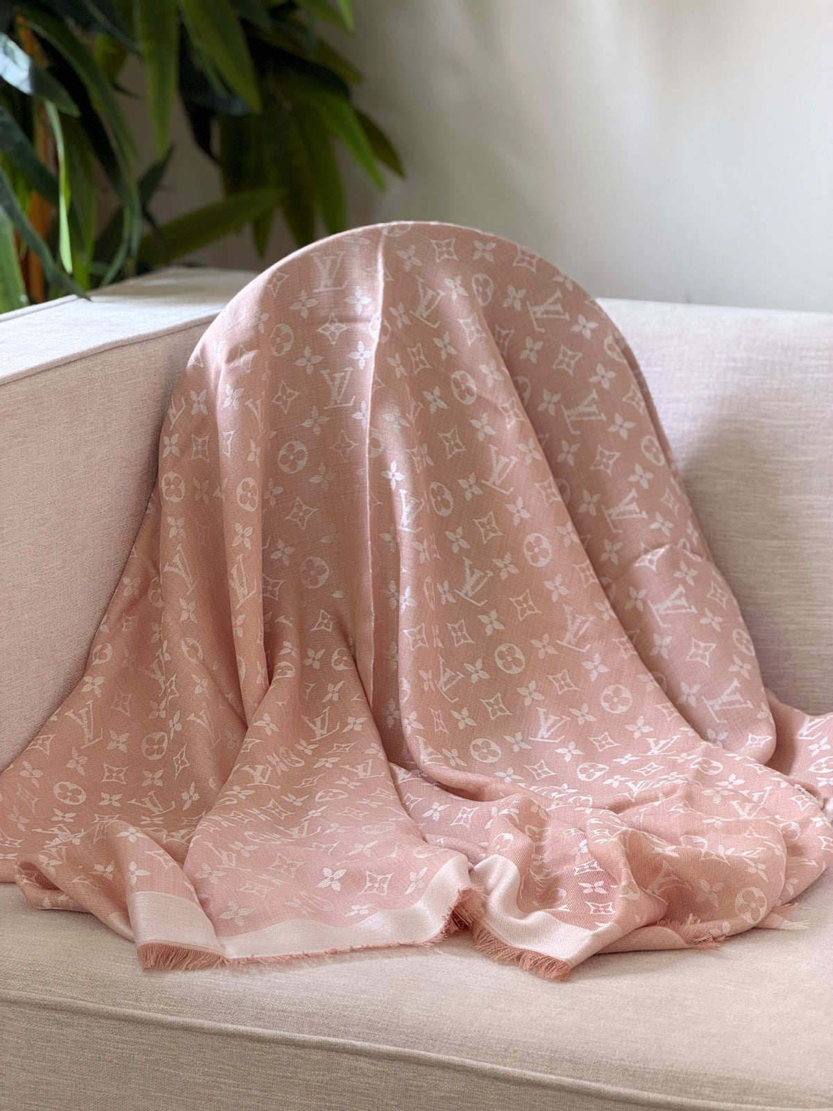Louis Vuitton Scarf - Pink Monogram