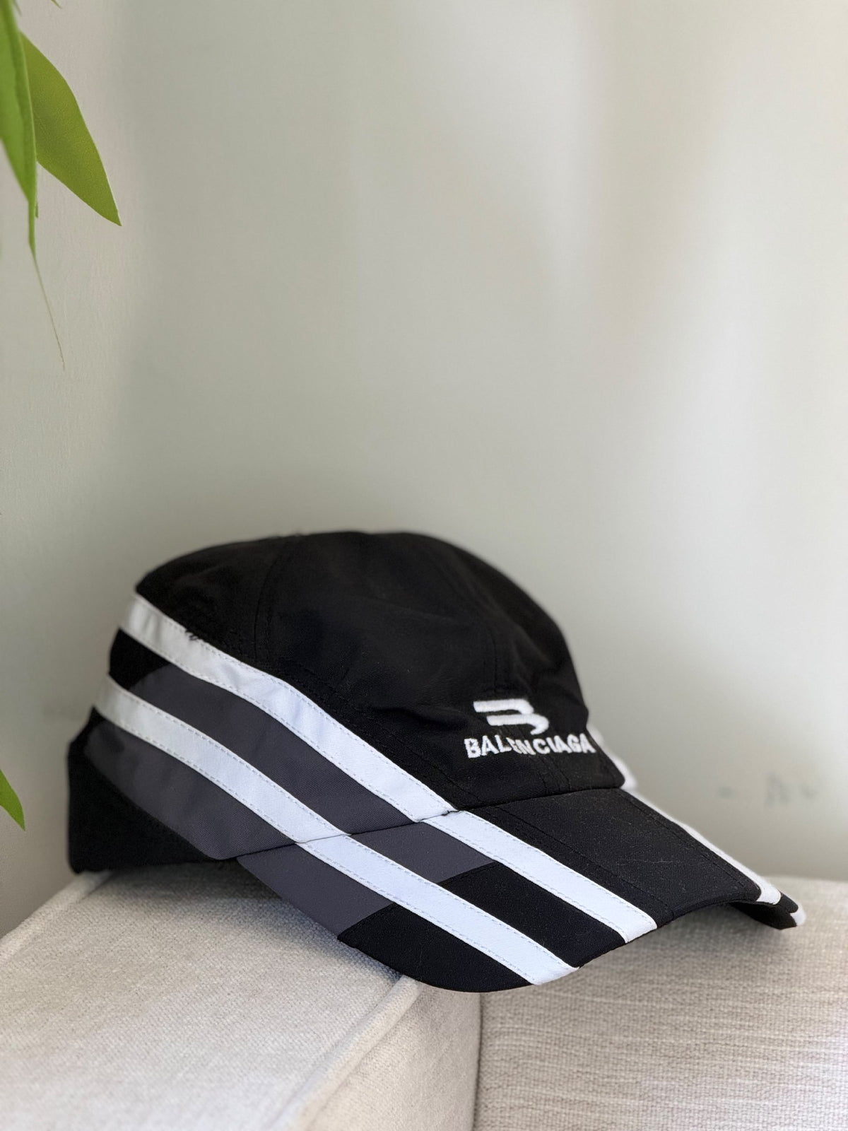 Balenciaga Stripe-Panel Cap - Black