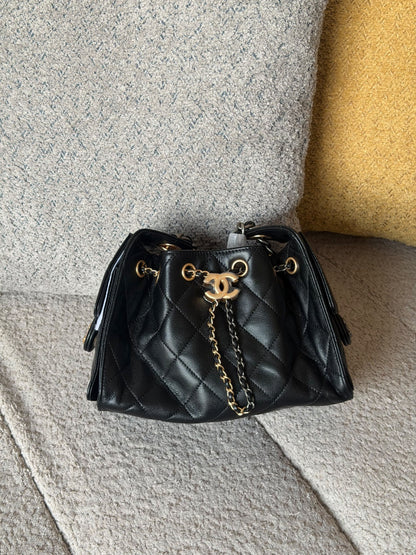 Chanel Drawstring Bucket Bag - Black