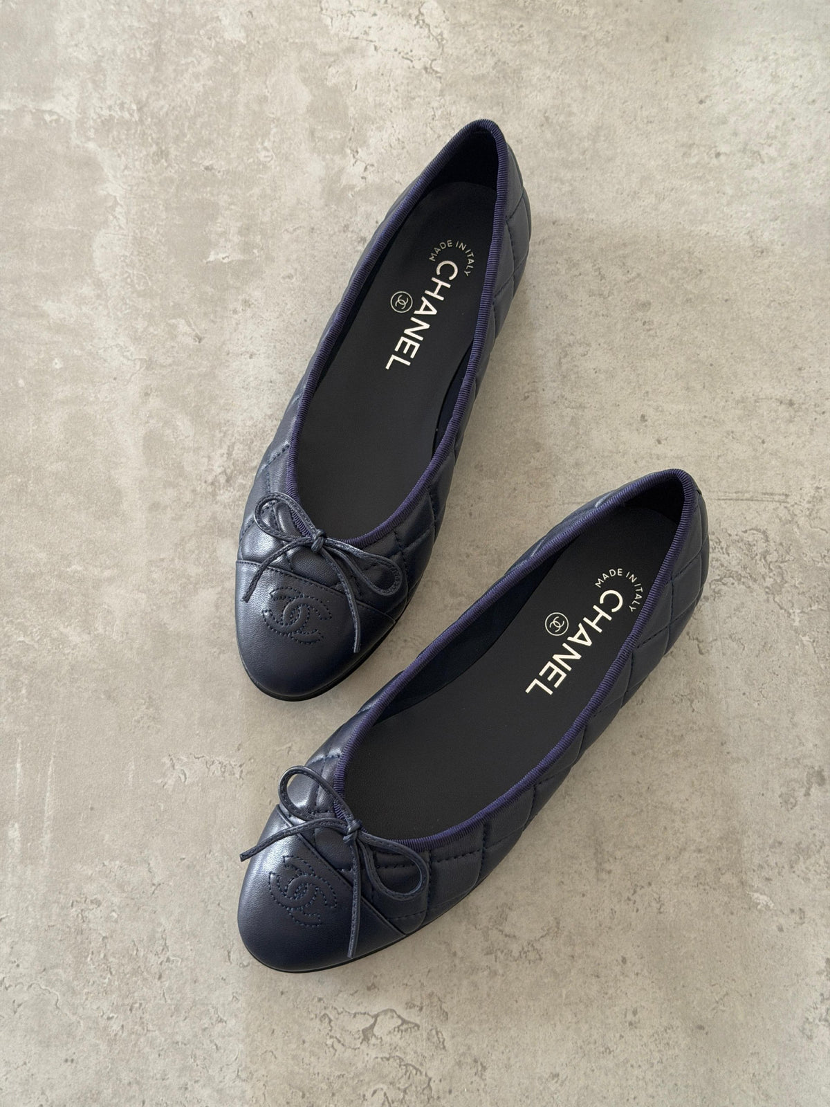 Chanel Quilted Bow Ballerina - Navy