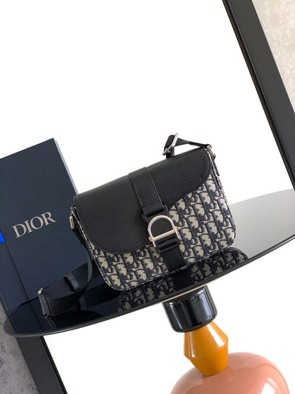 Dior Crossbody Bag Saddle Flap - Beige Monogram