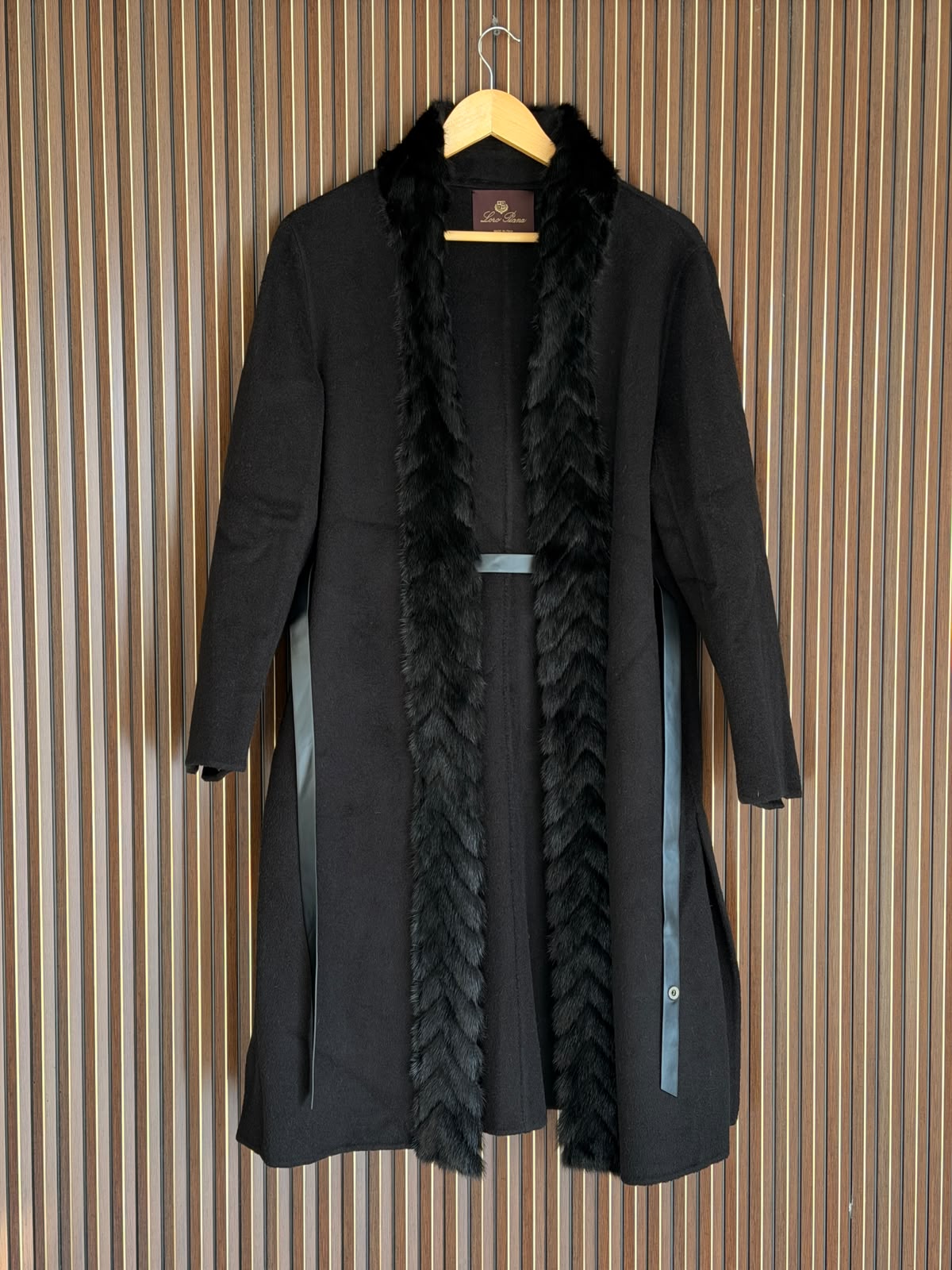 Lorpina Coat - Black