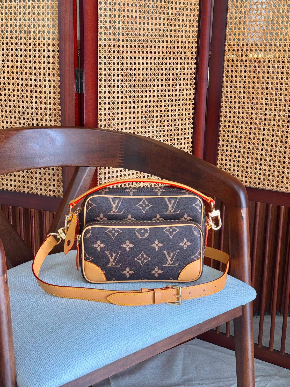 Louis Vuitton Bag - Brown