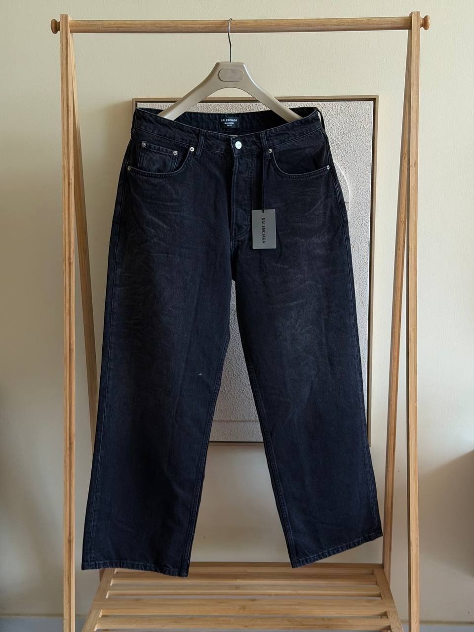 Balenciaga Relaxed-Leg Jeans Pants - Black