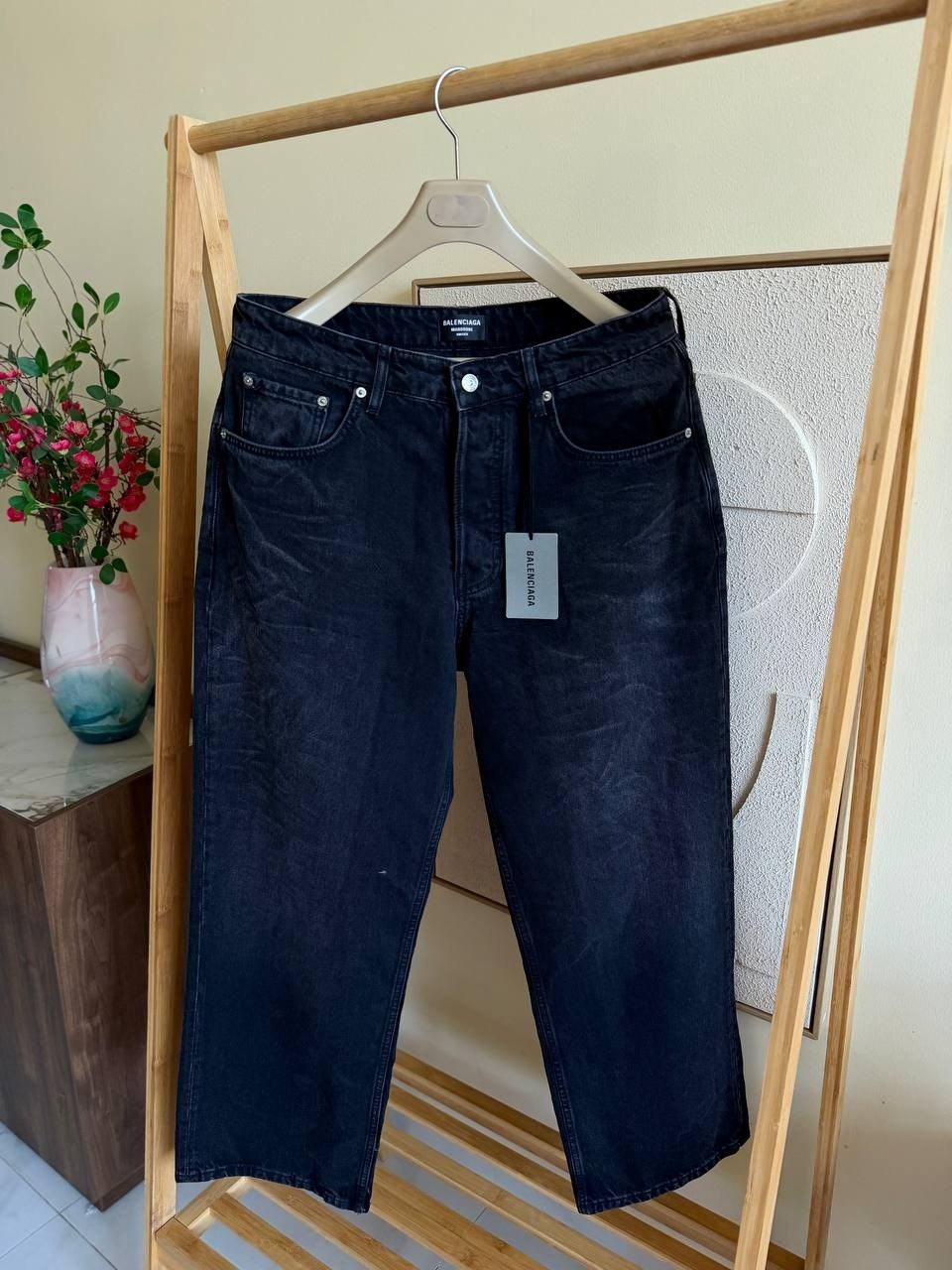 Balenciaga Relaxed-Leg Jeans Pants - Black