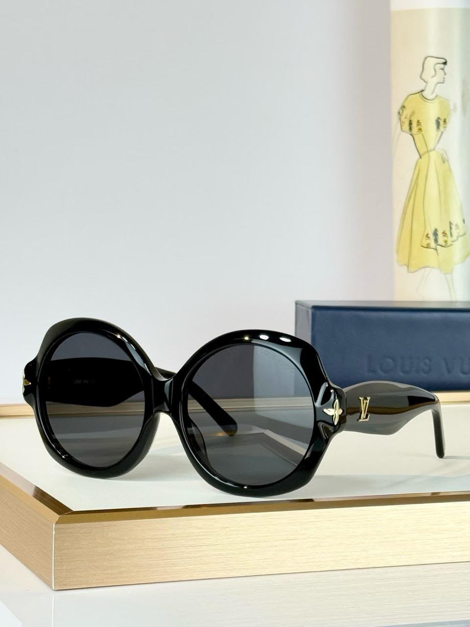 Louis Vuitton Round Sunglasses - 