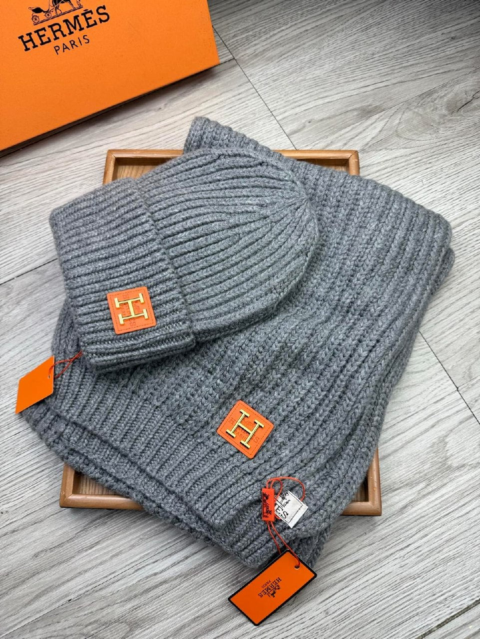 Hermes Scarf & Beanie - Grey