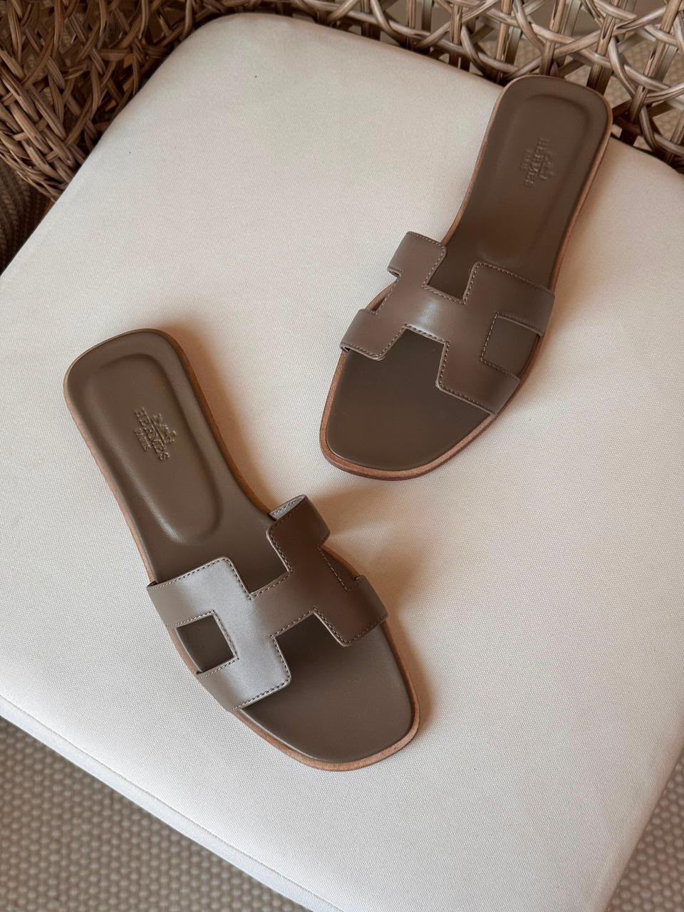 Hermes Slippers - Taupe
