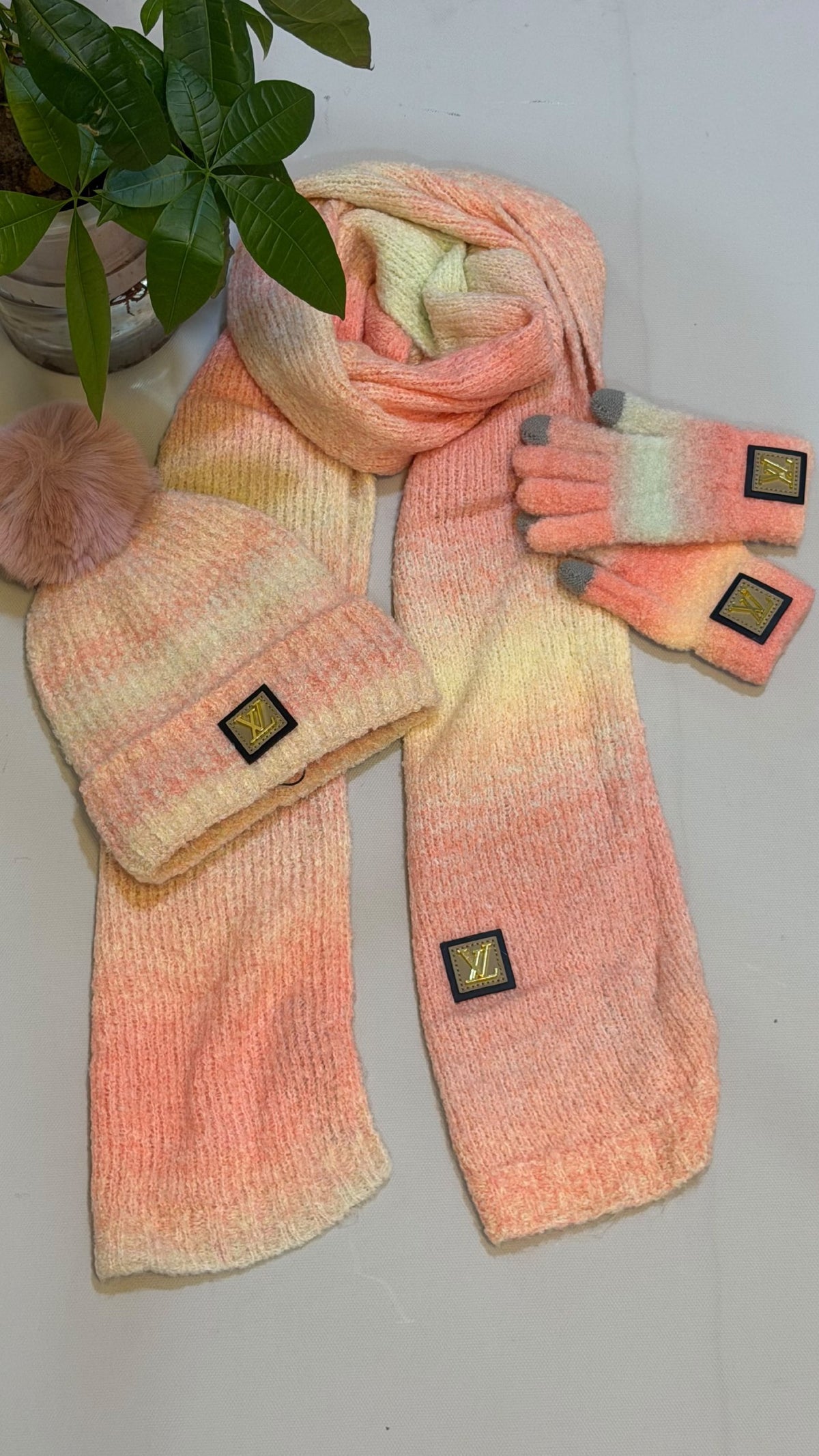 Louis Vuitton Scarf & Beanie - Pink & White