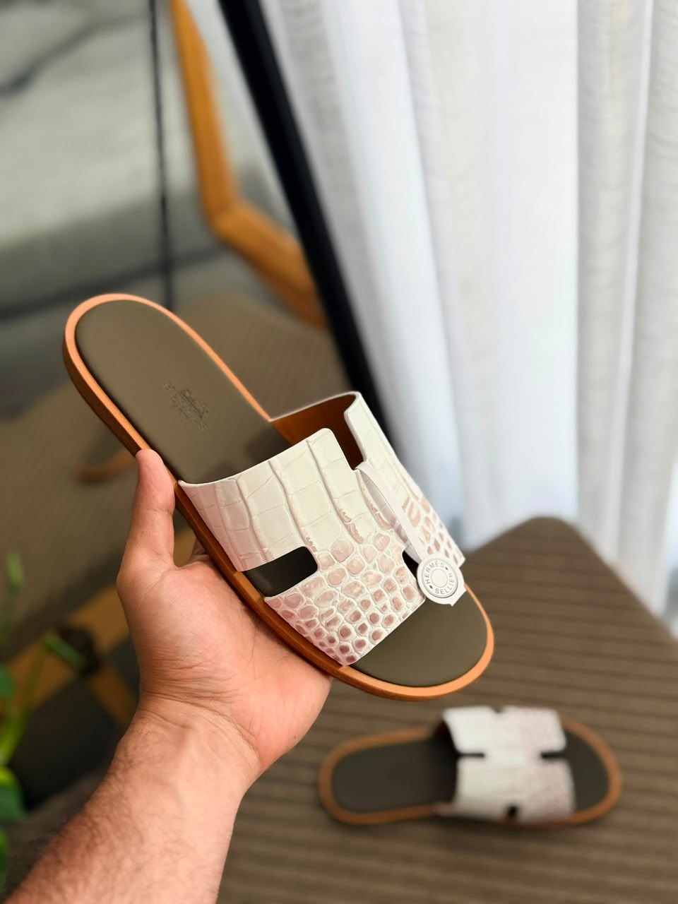 Hermes Slippers - White & Pink