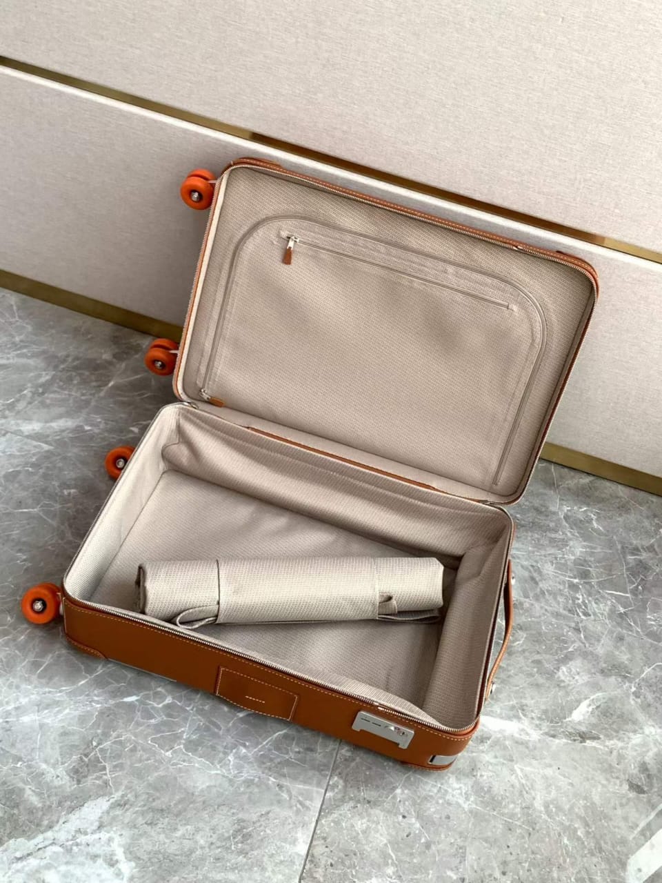 Hermès Trolley Bag - Beige