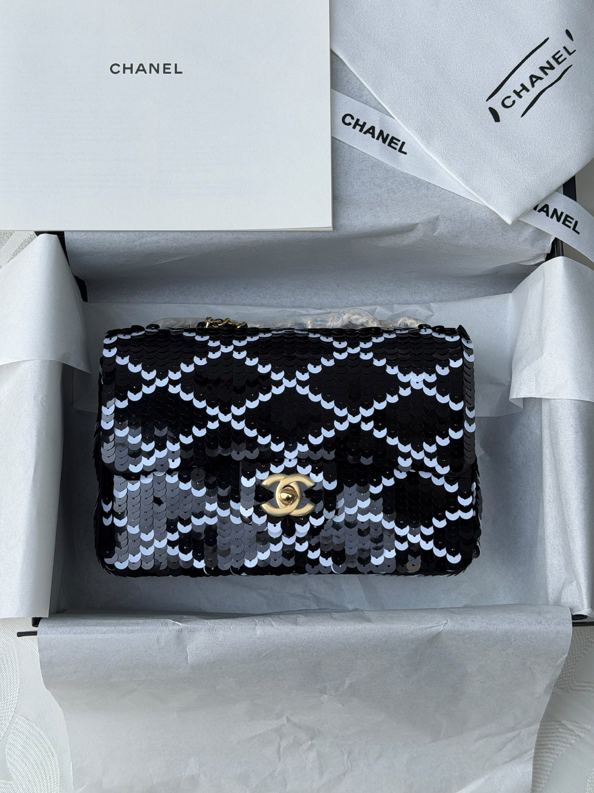 Chanel Shoulder Bag - Black