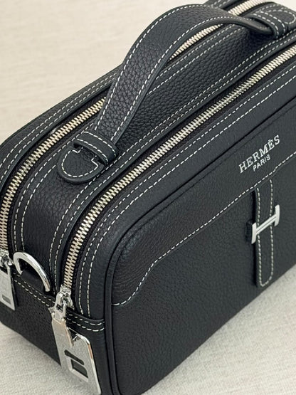 Hermès Crossbody - Black