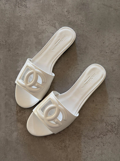 Dolce & Gabbana Slippers - White