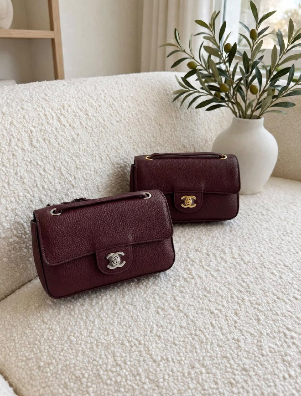 Chanel Pebbled Flap Handbag - Burgundy