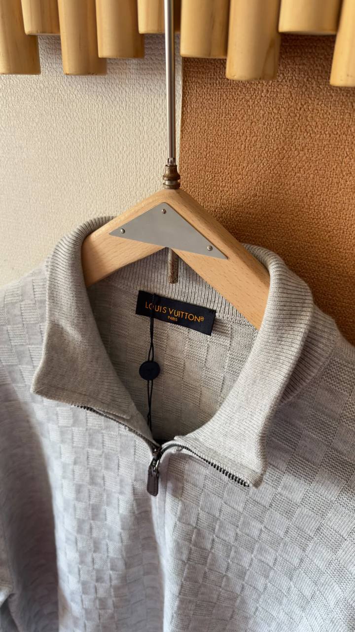 Louis Vuitton Sweater - 