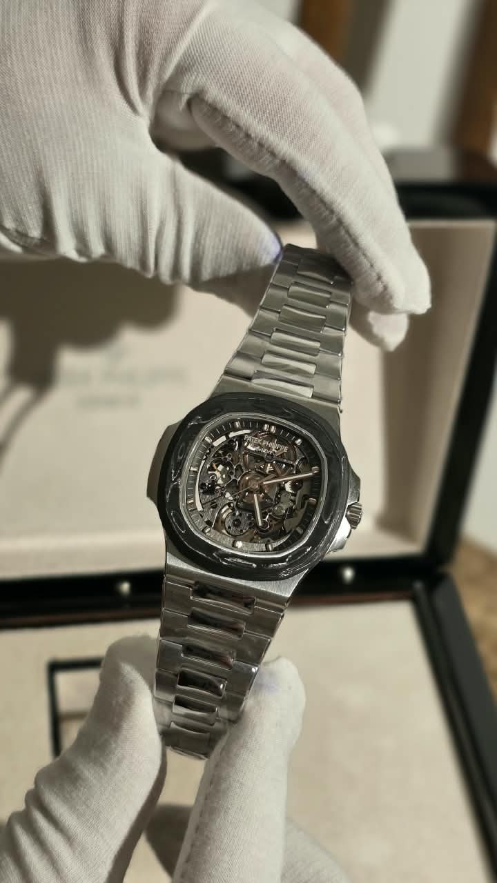 Patek Philippe Watch - Silver & Grey