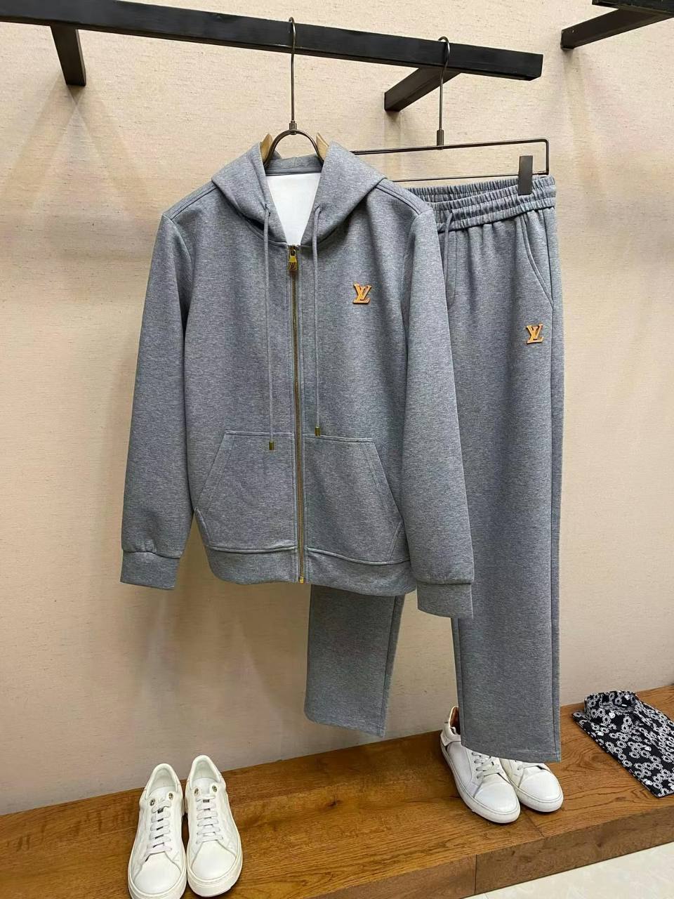 Louis Vuitton Tracksuit - 
