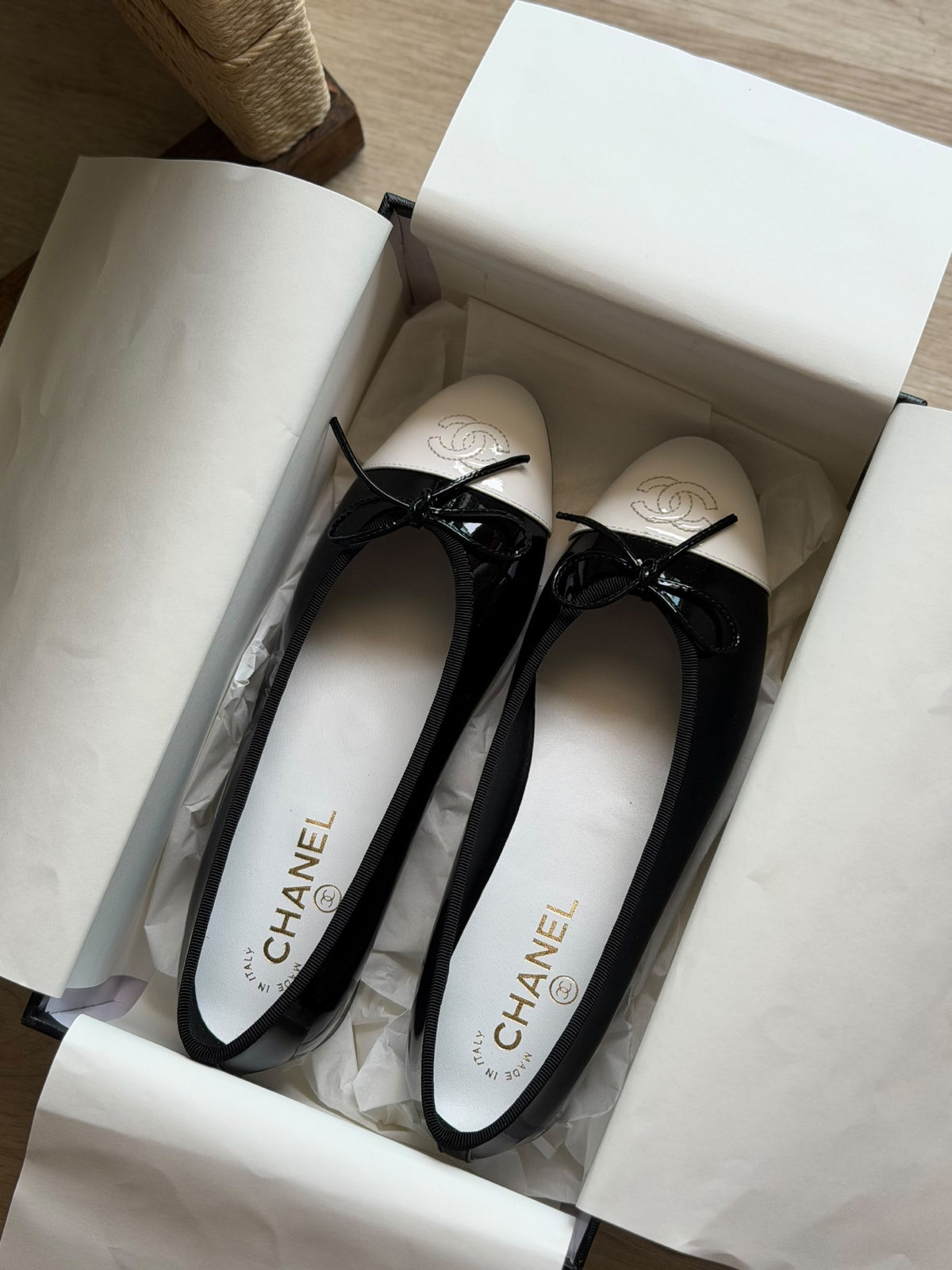 Chanel Ballerina - Black & White, Black, White