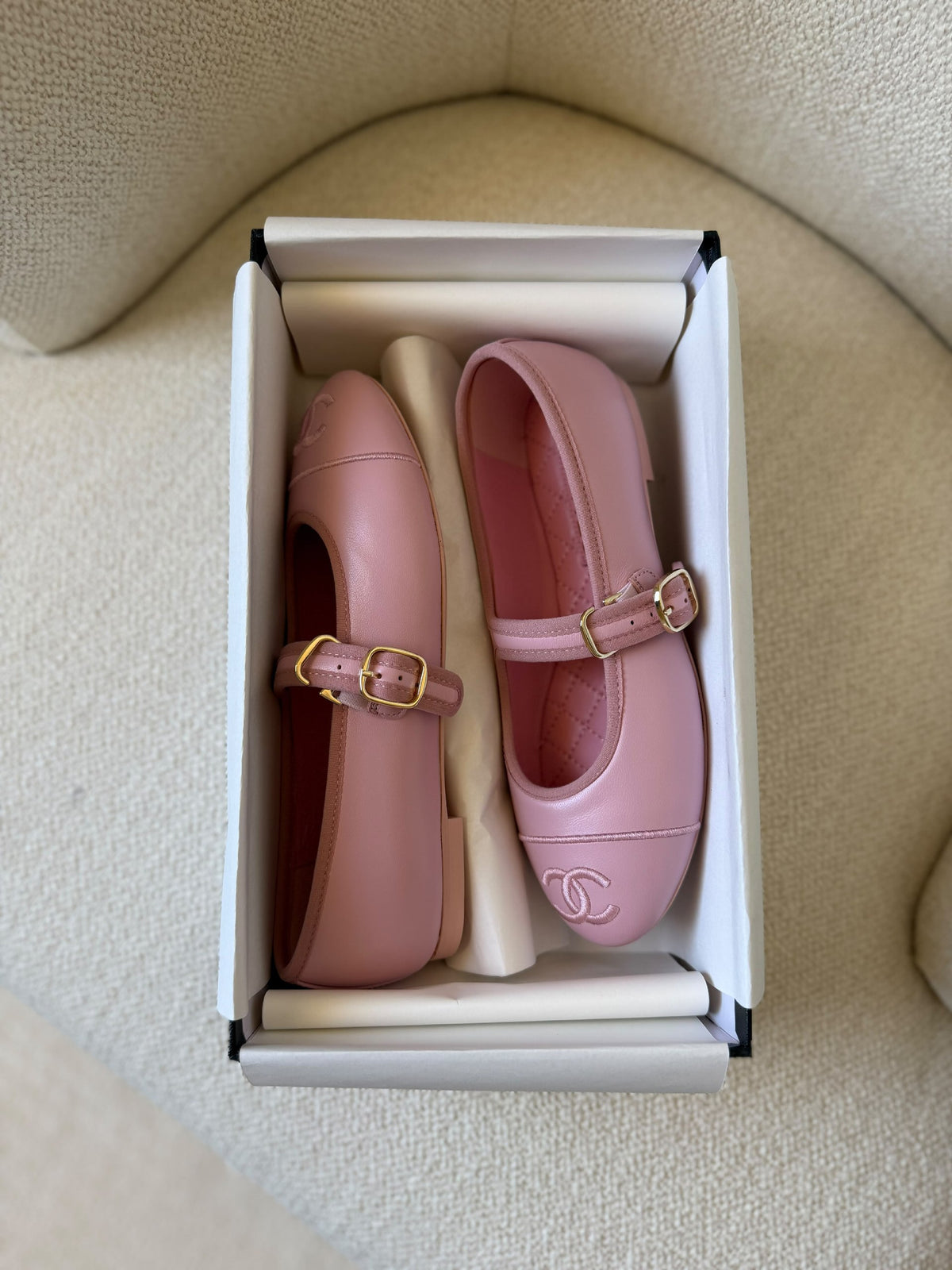 Chanel Slippers - Pink