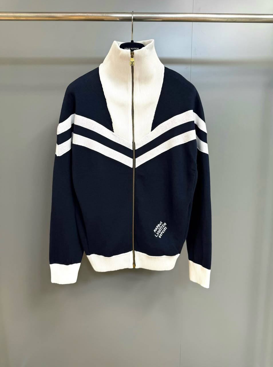 Louis Vuitton Sweater - 